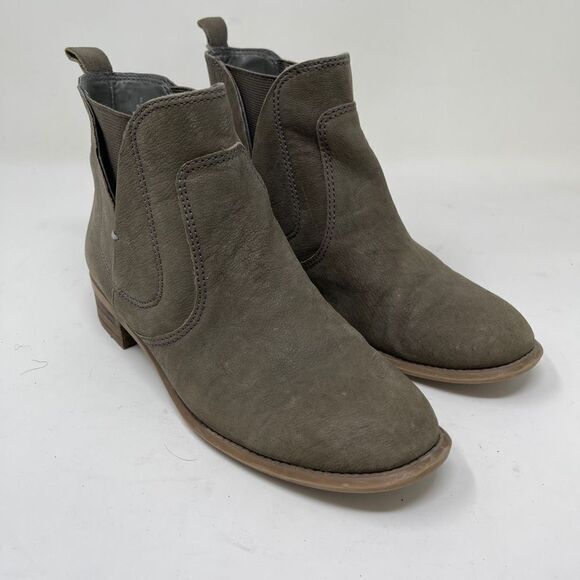 Nine West Women's Jupiter Ankle Boots Mid Heel Suede Olive Green Size 5.5M - Picture 1 of 9